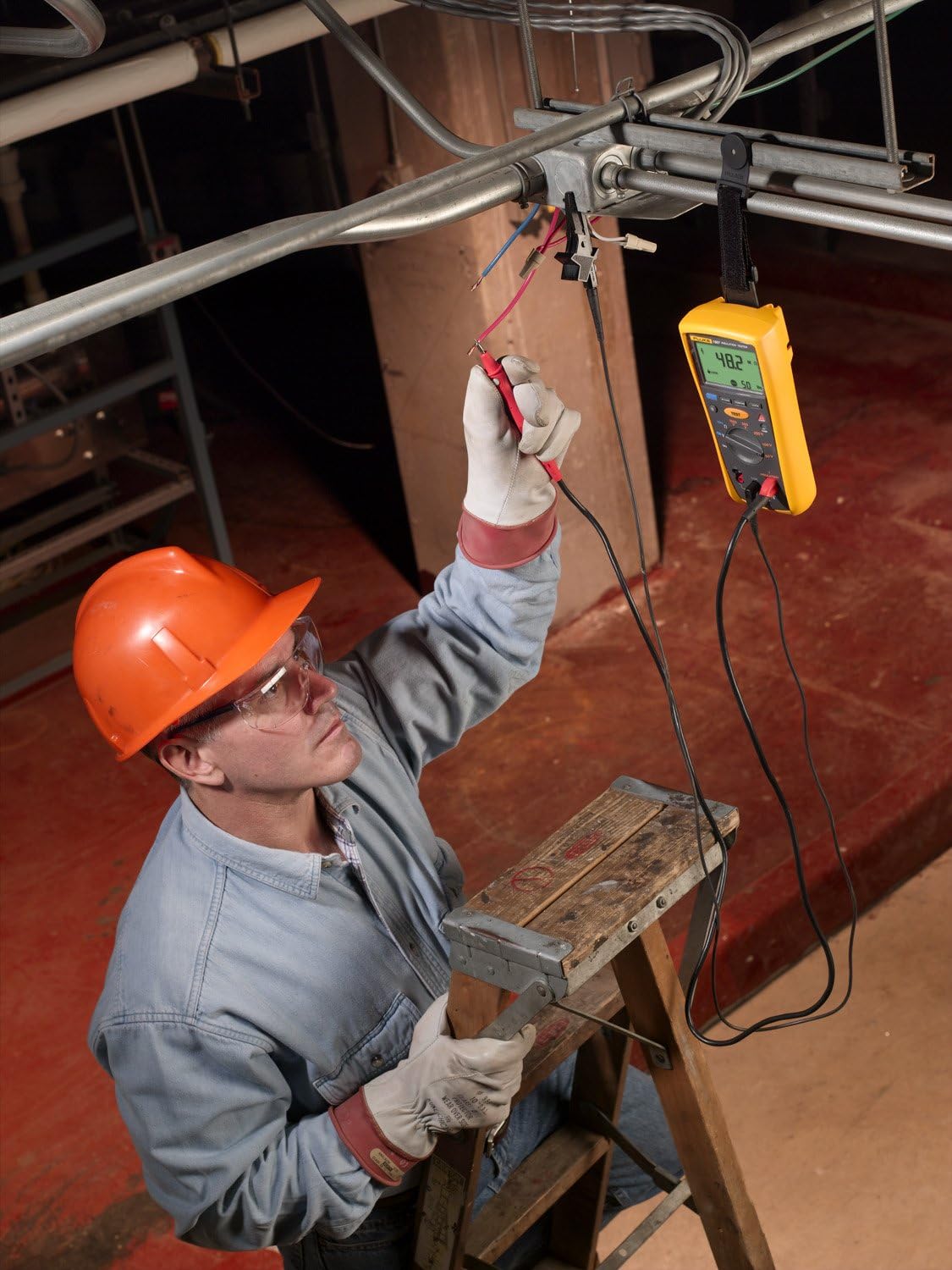 Fluke 1507 Digital Megohmmeter Insulation Resistance Tester, for Advanced Industrial and Electrical Insulation Testing